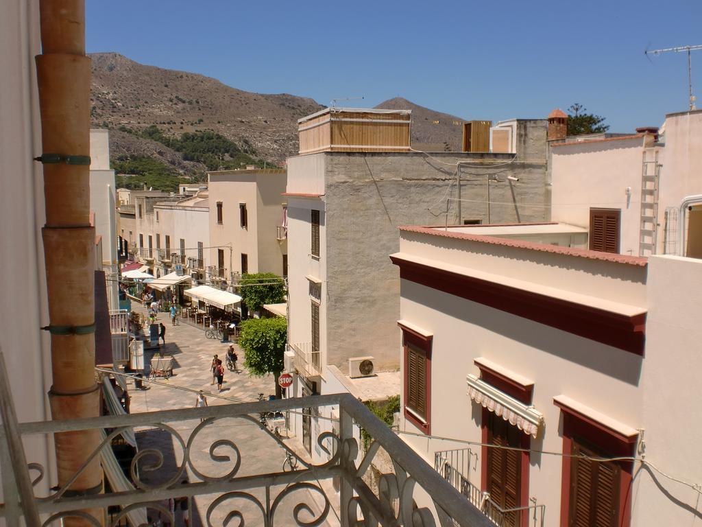 Апартаменты Favignana Margot House Экстерьер фото